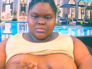 ebonyhotbuns Live Webcam on CamSoda