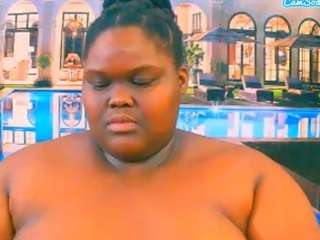 ebonyhotbuns Live Webcam on CamSoda