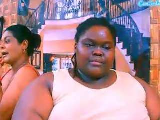 ebonyhotbuns Live Webcam on CamSoda