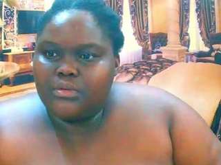 ebonyhotbuns webcam model
