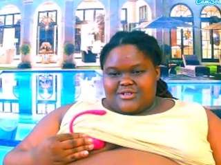 ebonyhotbuns webcam