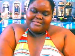 ebonyhotbuns's CamSoda show and profile