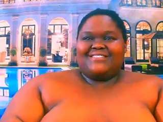 EbonyHotBuns live cam