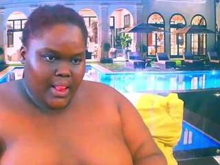 EbonyHotBuns live webcam show