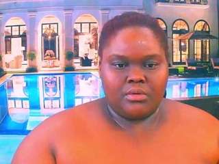 EbonyHotBuns live webcam show