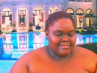 EbonyHotBuns live webcam show