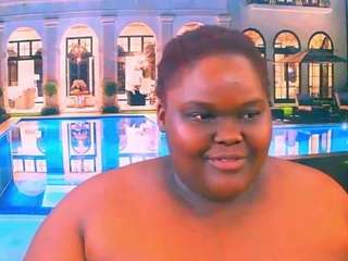 EbonyHotBuns live webcam show