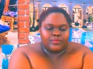 EbonyHotBuns live cam preview