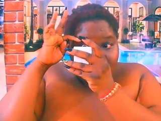 EbonyHotBuns live cam preview