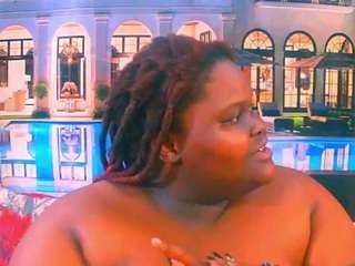 ebonyhotbuns webcam model