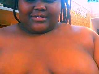 EbonyHotBuns live cam preview