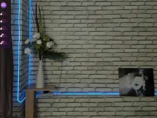 emy-angel1 Live Webcam on CamSoda