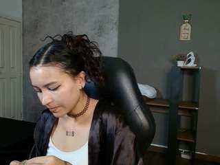 koral-brown webcam model