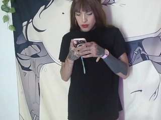charlotbelucci Live Webcam on CamSoda
