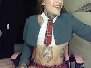 charlotbelucci Live Webcam on CamSoda