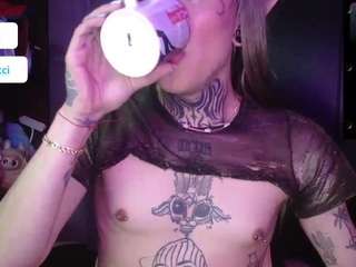 charlotbelucci Live Webcam on CamSoda