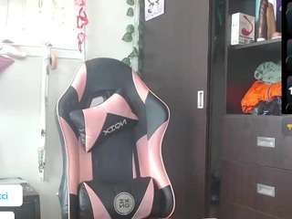 charlotbelucci Live Webcam on CamSoda