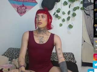 Charlotbelucci live cam preview