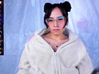 lunacandy1323 webcam