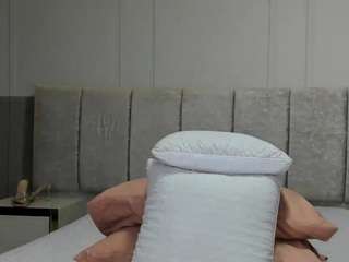 saanem-mature Live Webcam on CamSoda