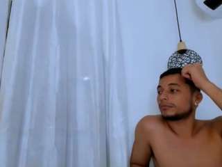 sweett-tiny from CamSoda is Freechat