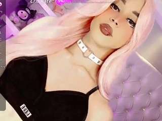 julia-lopez Live Webcam on {site_name}