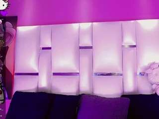 julia-lopez Live Webcam on CamSoda