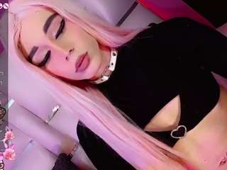 julia-lopez Live Webcam on CamSoda