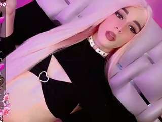 julia-lopez Live Webcam on CamSoda