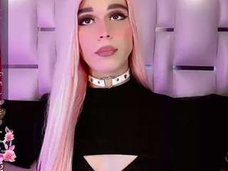 julia-lopez Live Webcam on CamSoda