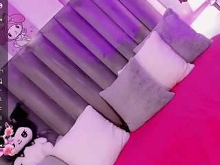 julia-lopez Live Webcam on CamSoda