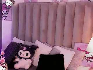 julia-lopez Live Webcam on CamSoda