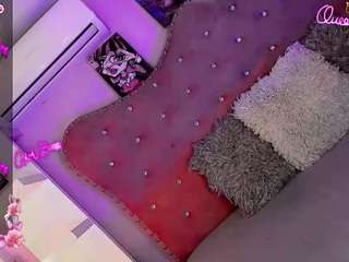 le modèle julia-lopez est en webcam porno dans un show sur le site camsoda, il possède les tags suivants: big cock,brown eyes,dirty talk,drinking,ejaculation,gape,lean,spank,tease,hd,small tits