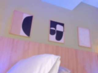  oh-hollyy chat room