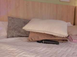 Oh-Hollyy live webcam show