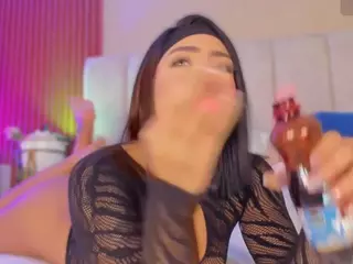 Oh-Hollyy's Live Sex Cam Show