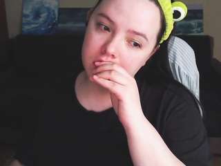 sonyabelfort's CamSoda show and profile