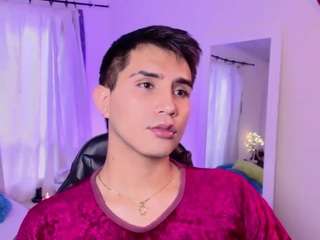 chrismaddox Live Webcam on {site_name}