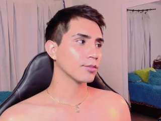  chrismaddox chat room