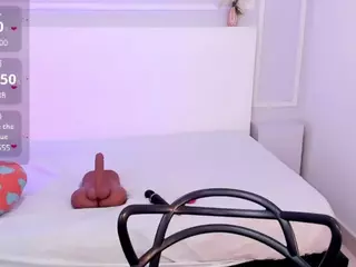 nitaramancini's Live Sex Cam Show