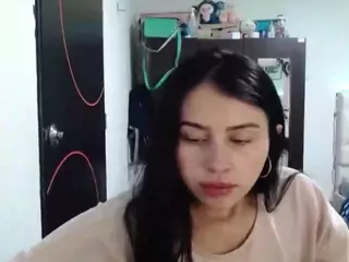 sweethsophie's Live Sex Cam Show