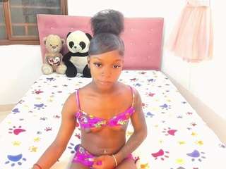 naomy09 1 live webcam