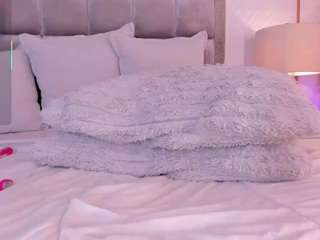 SamanthaaClay