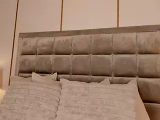 SamanthaaClay's Live Sex Cam Show