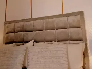 SamanthaaClay's Live Sex Cam Show
