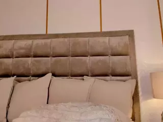 SamanthaaClay's Live Sex Cam Show