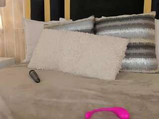 cristiloren live cam profile