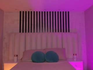 NIA live webcam show