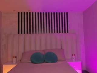 NIA live webcam show