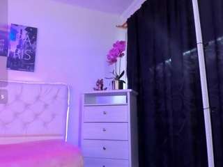 amy-kiitty webcam model